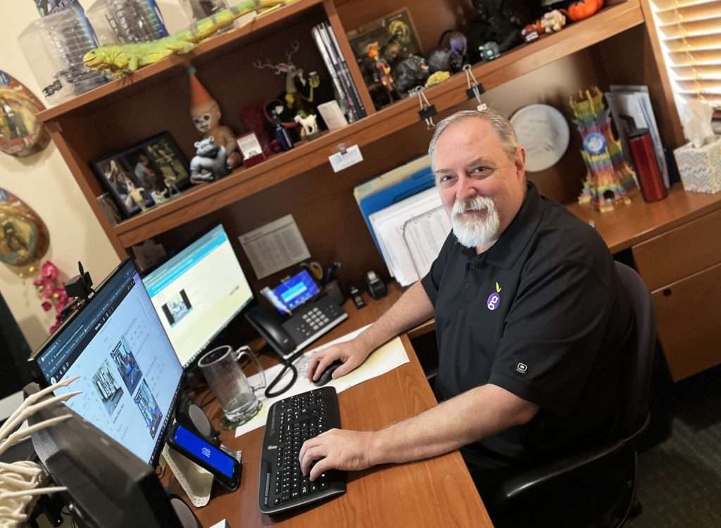 robert-holzler-director-of-web-development